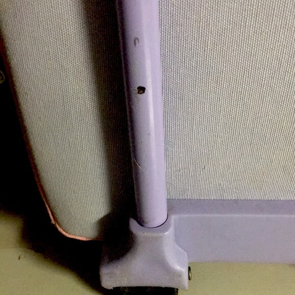 Barbie rolling playtime storage pre-owned & pre-loved, awaiting a new adventure! - Picture 6 of 7